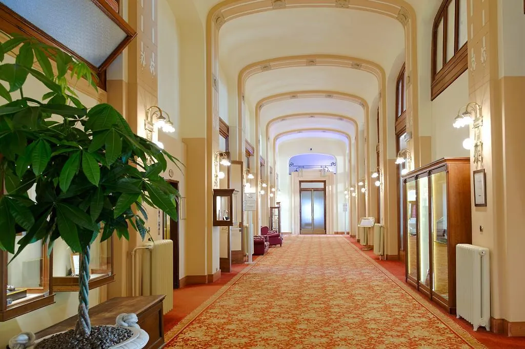 Palace Grand Hotel Varese Italy