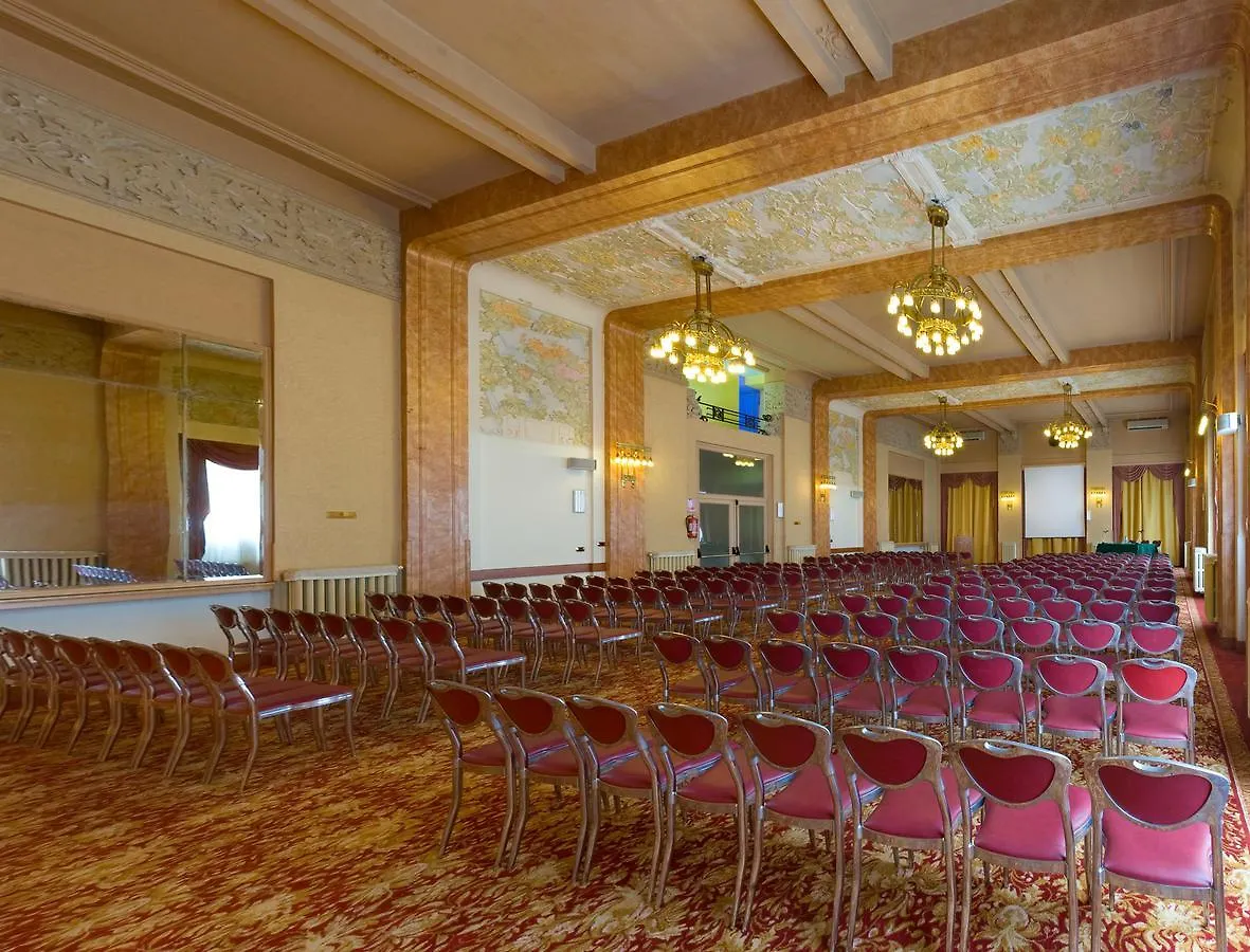 Palace Grand Hotel Varese 4*,  Italy