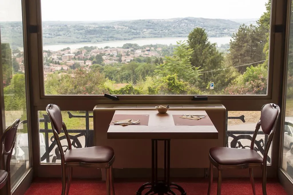 Palace Grand Hotel Varese 4*,